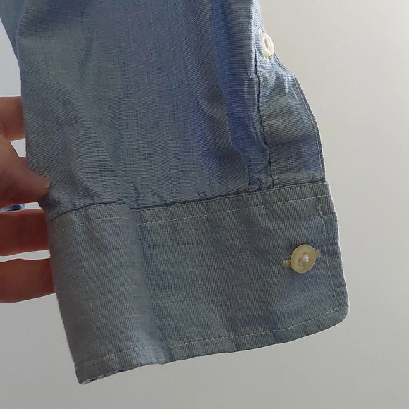 2 Casual Button Down Shirts Chambray blue striped & solid mens L Classic Casual - Picture 7 of 8